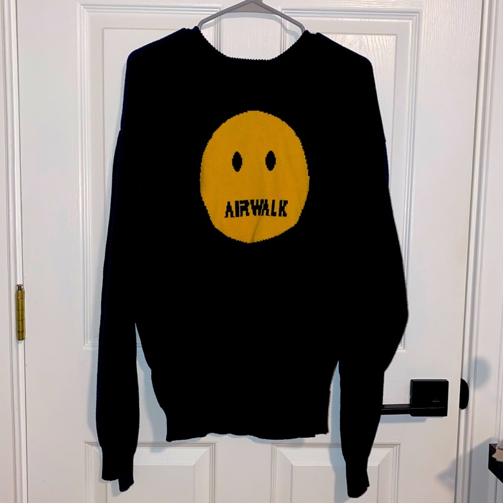 Airwalk Crewneck Sweater
